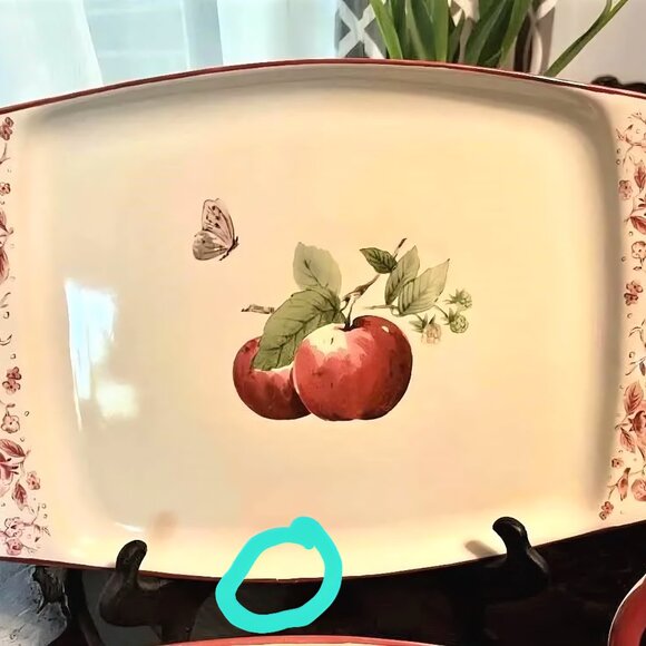 Pfaltzgraff Delicious | Set of Serving Trays | Nesting Platters - Picture 12 of 12